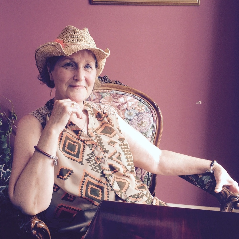 Meet Your Posher Christine!